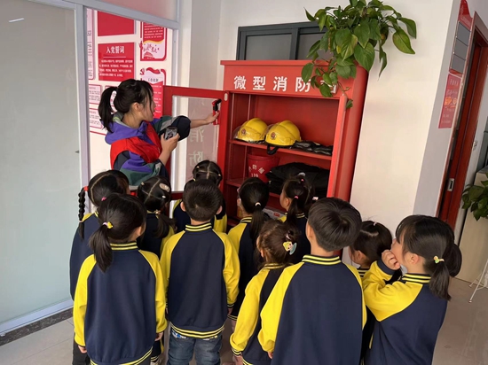 ​信阳市羊山新区群团工作部开展“团伴周末”助力青少年成长-当前快讯